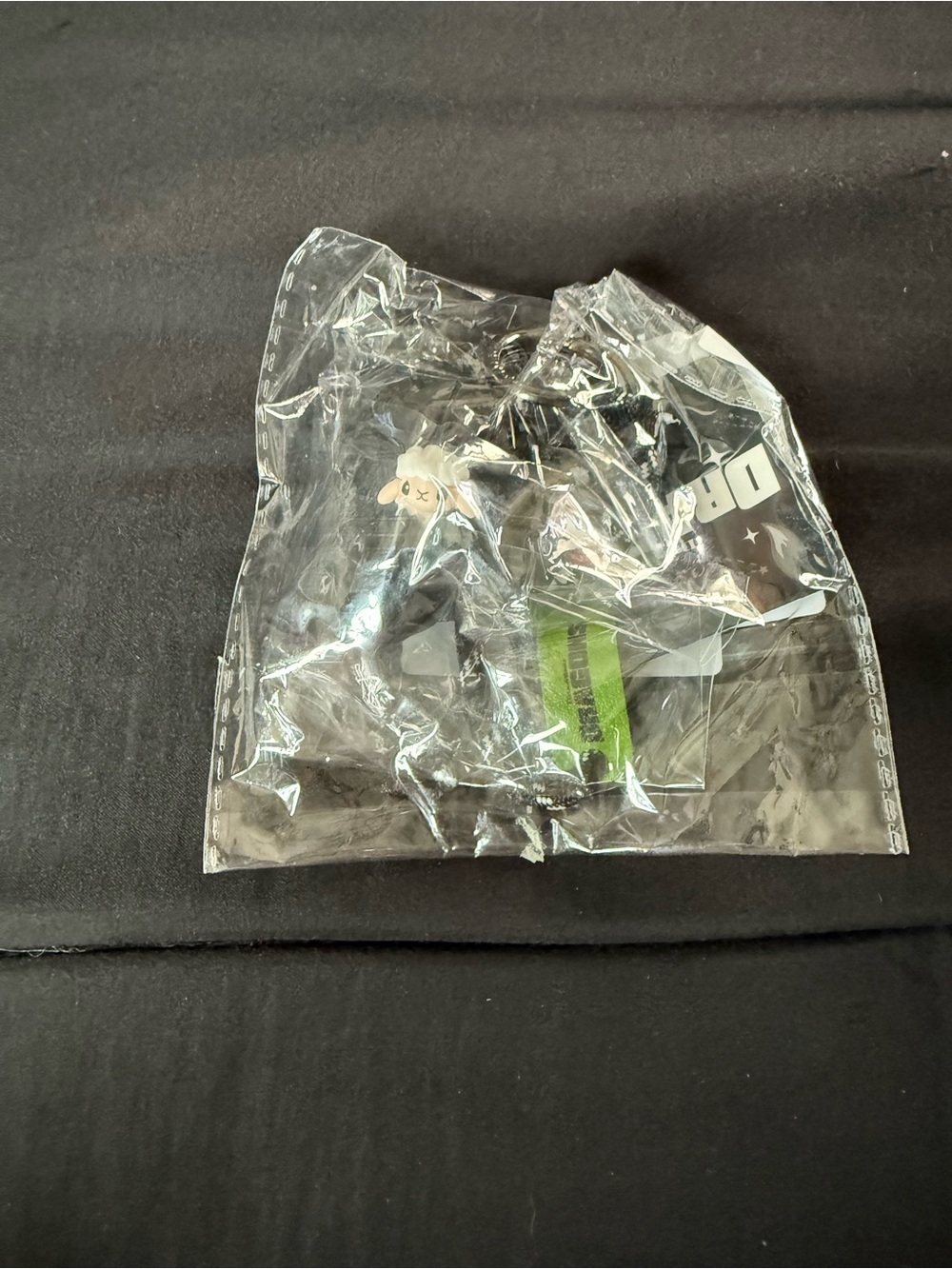 Toothless Keychain - Picture 2 of 7